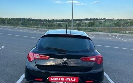 Alfa Romeo Giulietta, 2010 год, 1 250 000 рублей, 12 фотография