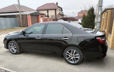 Toyota Camry, 2017 год, 2 150 000 рублей, 3 фотография