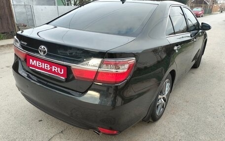 Toyota Camry, 2017 год, 2 150 000 рублей, 2 фотография