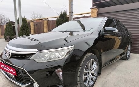 Toyota Camry, 2017 год, 2 150 000 рублей, 4 фотография