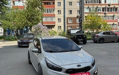 KIA cee'd GT II, 2014 год, 1 200 000 рублей, 2 фотография
