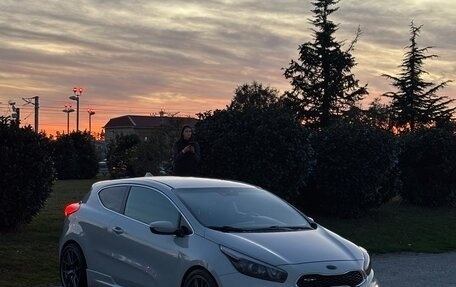 KIA cee'd GT II, 2014 год, 1 200 000 рублей, 13 фотография