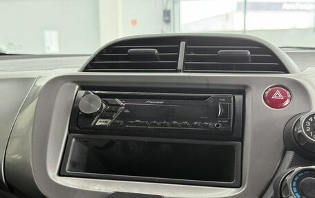 Honda Fit III, 2010 год, 699 000 рублей, 13 фотография