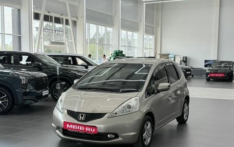 Honda Fit III, 2010 год, 699 000 рублей, 5 фотография