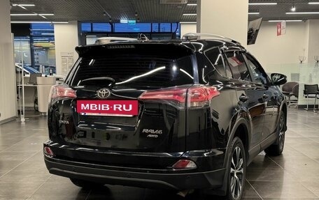 Toyota RAV4, 2017 год, 2 411 000 рублей, 4 фотография