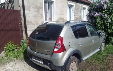 Renault Sandero I, 2011 год, 200 000 рублей, 4 фотография