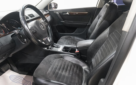 Volkswagen Passat B7, 2012 год, 1 409 000 рублей, 12 фотография