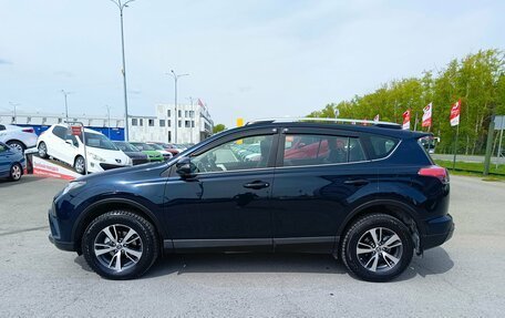 Toyota RAV4, 2018 год, 2 500 000 рублей, 4 фотография