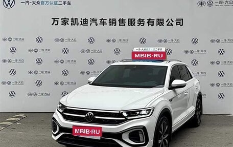 Volkswagen T-Roc I, 2025 год, 2 050 000 рублей, 1 фотография