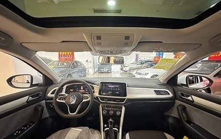 Volkswagen T-Roc I, 2025 год, 2 050 000 рублей, 7 фотография