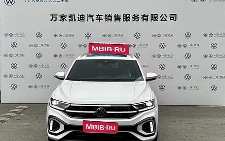 Volkswagen T-Roc I, 2025 год, 2 050 000 рублей, 2 фотография