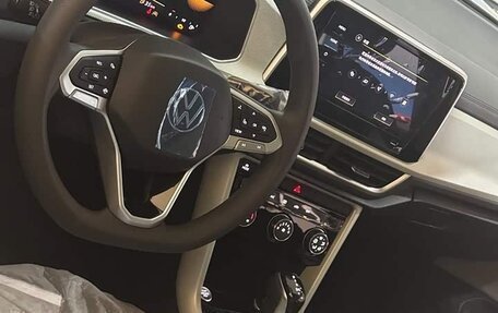 Volkswagen T-Roc I, 2025 год, 2 050 000 рублей, 22 фотография