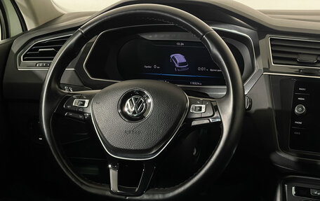 Volkswagen Tiguan II, 2016 год, 2 477 000 рублей, 14 фотография