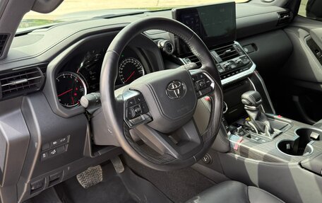Toyota Land Cruiser, 2021 год, 11 700 000 рублей, 9 фотография