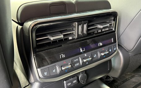 Toyota Land Cruiser, 2021 год, 11 700 000 рублей, 16 фотография