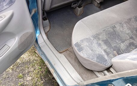 Mazda Premacy III, 2000 год, 240 000 рублей, 8 фотография