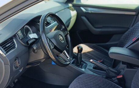 Skoda Octavia, 2018 год, 1 780 000 рублей, 6 фотография