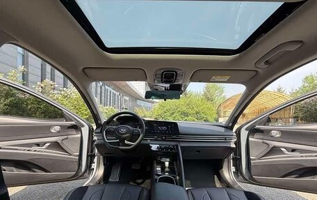 Hyundai Elantra, 2022 год, 1 200 005 рублей, 8 фотография