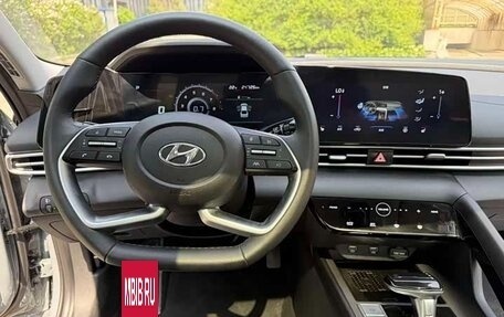 Hyundai Elantra, 2022 год, 1 200 005 рублей, 9 фотография