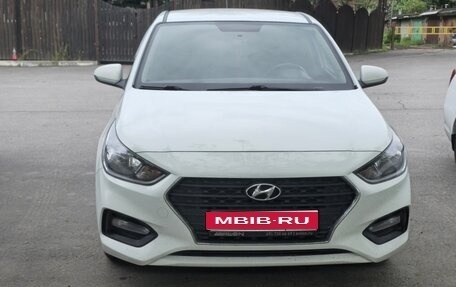 Hyundai Solaris II рестайлинг, 2017 год, 1 420 000 рублей, 1 фотография