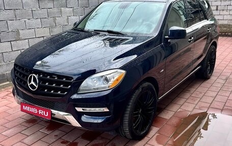 Mercedes-Benz M-Класс, 2011 год, 2 800 000 рублей, 1 фотография