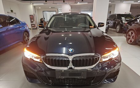 BMW 3 серия, 2022 год, 2 555 000 рублей, 2 фотография