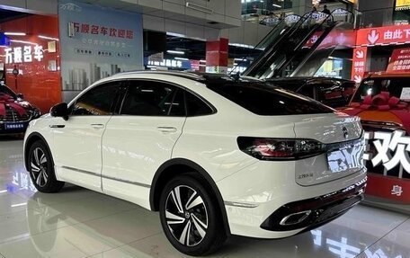 Volkswagen Tiguan II, 2023 год, 3 868 000 рублей, 6 фотография