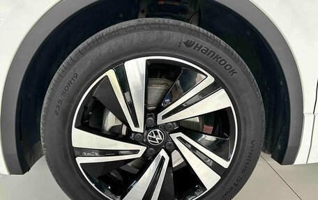 Volkswagen Tiguan II, 2023 год, 3 868 000 рублей, 12 фотография