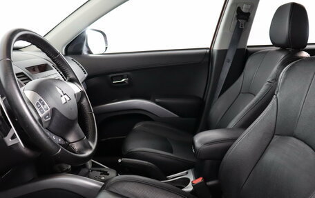 Mitsubishi Outlander III рестайлинг 3, 2012 год, 1 099 000 рублей, 8 фотография