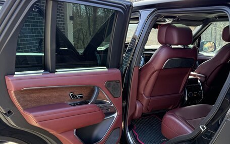 Land Rover Range Rover IV рестайлинг, 2022 год, 15 000 000 рублей, 13 фотография