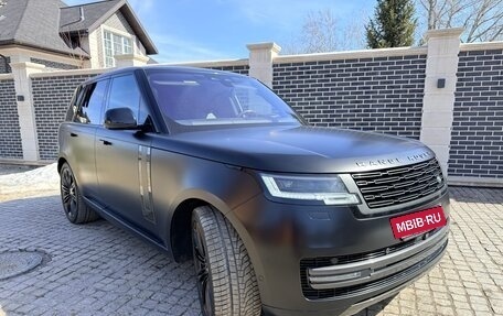 Land Rover Range Rover IV рестайлинг, 2022 год, 15 000 000 рублей, 2 фотография