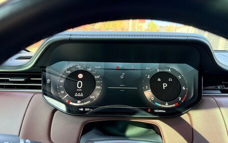 Land Rover Range Rover IV рестайлинг, 2022 год, 15 000 000 рублей, 22 фотография