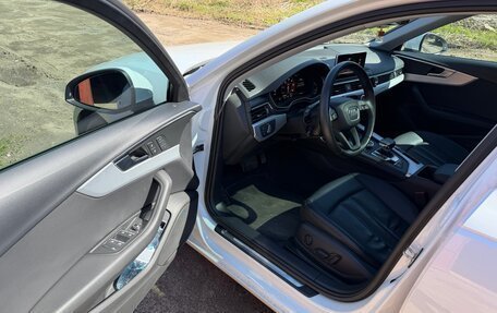 Audi A4, 2018 год, 3 300 000 рублей, 9 фотография