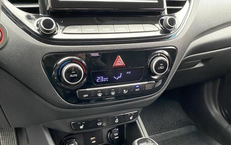 Hyundai Solaris II рестайлинг, 2021 год, 1 500 000 рублей, 14 фотография