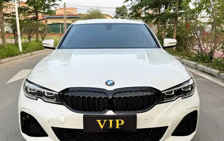 BMW 3 серия, 2022 год, 2 350 000 рублей, 2 фотография