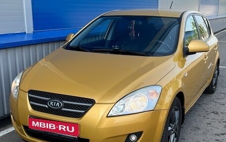 KIA cee'd I рестайлинг, 2009 год, 820 000 рублей, 1 фотография