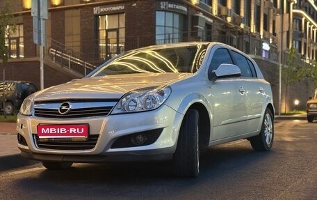 Opel Astra H, 2011 год, 490 000 рублей, 1 фотография