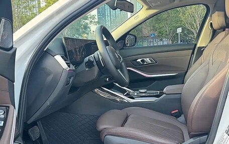 BMW 3 серия, 2022 год, 2 412 000 рублей, 8 фотография