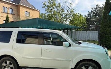Honda Pilot III рестайлинг, 2012 год, 1 700 000 рублей, 2 фотография