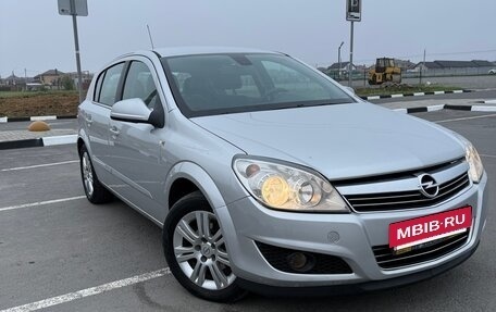 Opel Astra H, 2011 год, 490 000 рублей, 2 фотография