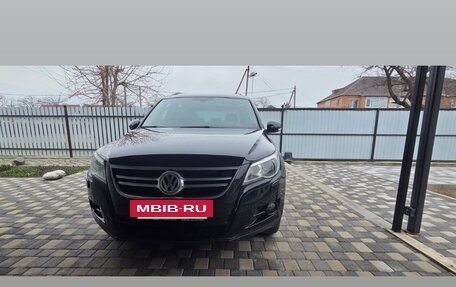 Volkswagen Tiguan I, 2011 год, 1 350 000 рублей, 2 фотография