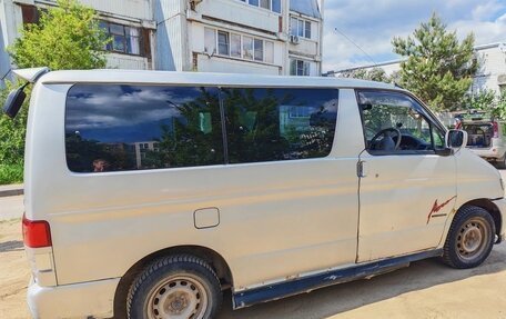 Mazda Bongo Friendee i рестайлинг, 2003 год, 610 000 рублей, 3 фотография