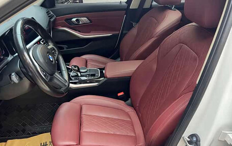 BMW 3 серия, 2022 год, 2 800 000 рублей, 10 фотография