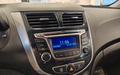 Hyundai Solaris II рестайлинг, 2016 год, 949 000 рублей, 14 фотография