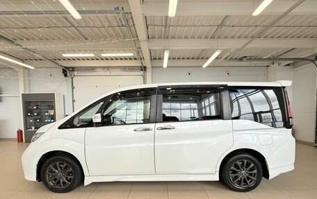 Honda Stepwgn IV, 2015 год, 1 999 000 рублей, 3 фотография