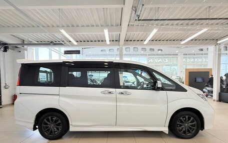 Honda Stepwgn IV, 2015 год, 1 999 000 рублей, 7 фотография