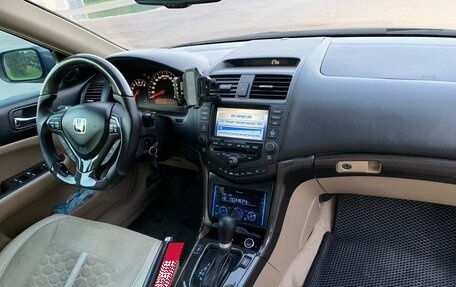 Honda Accord VII рестайлинг, 2006 год, 900 000 рублей, 28 фотография