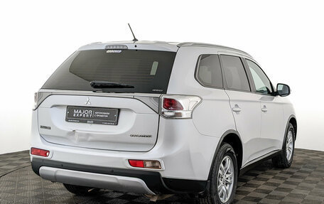 Mitsubishi Outlander III рестайлинг 3, 2014 год, 1 600 750 рублей, 5 фотография