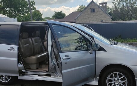 Nissan Prairie III, 2002 год, 380 000 рублей, 14 фотография