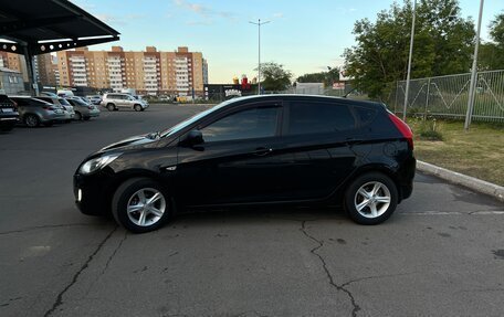 Hyundai Solaris II рестайлинг, 2013 год, 700 000 рублей, 5 фотография